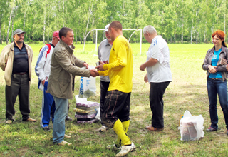 В турнире участвовали 5 команд, состоящие из врачей больниц и поликлиник Смоленской области