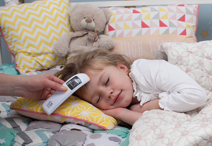 Прибор позволяет измерить температуру быстро, не нарушая сон ребенка