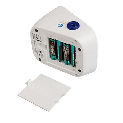 
                Тонометр OMRON M2 Comfort (ALRU), открытый отсек для батареек