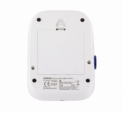 
                Тонометр OMRON M3 Comfort, вид сзади, отсек для батареек закрыт