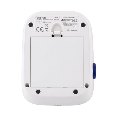 
                Тонометр OMRON M2 Basic закрытый отсек с батарейками