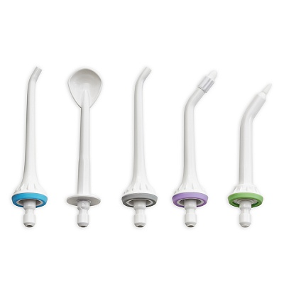 
                Ирригатор полости рта портативный CS Medica AquaPulsar CS-700 Flow White, (стандартные – 2 шт., ортодонтальная –1 шт., пародонтальная – 1 шт., насадка для очищения языка – 1 шт.)