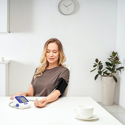 
                Тонометр OMRON M2 Classic, комфортное измерение