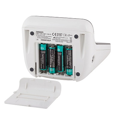 
                Профессиональный тонометр OMRON HPB-1100, вид сзади, отсек для батареек открыт