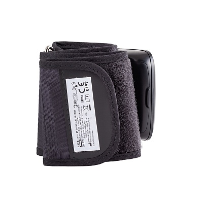 
                Тонометр запястный OMRON RS7 Intelli IT, точное измерение, комфортная манжета 13,5 –21,5 см 