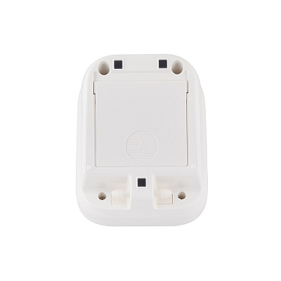 
                Тонометр OMRON M1 Compact, вид сзади, закрыты отсек для батареек