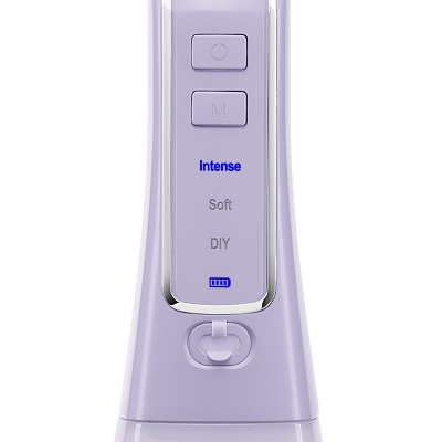 
                Портативный ирригатор полости рта CS Medica AquaPulsar CS-8 Elite, лиловый, оснащен таймером с автоотключением