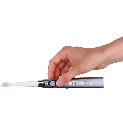 
                Электрическая зубная щетка CS Medica CS-232, не скользит в руках, удобно держать