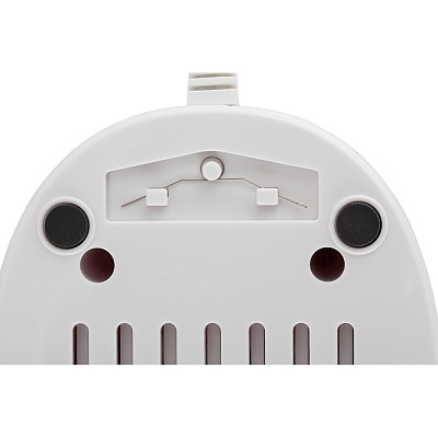 
                Ингалятор паровой CS Medica AERObreeze CS-001, низ корпуса прибора и игла для прочистки сопла