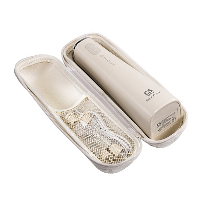 
                Портативный ирригатор полости рта CS Medica AquaPulsar CS-9 Comfort, бежевый, чехол для защиты от повреждений и загрязнений