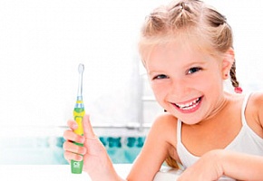 Электрическая зубная щетка для детей от 
5 лет