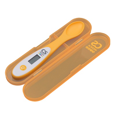 
                Термометр-ложка CS Medica KIDS CS-87s, прибор в проекции в открытом футляре